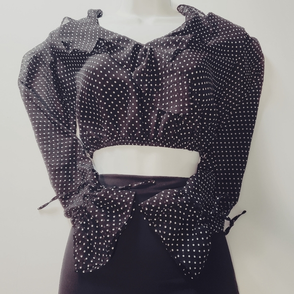 Honey Punch Ruffled Dotted Crop Top XS - Picture 3 of 9
